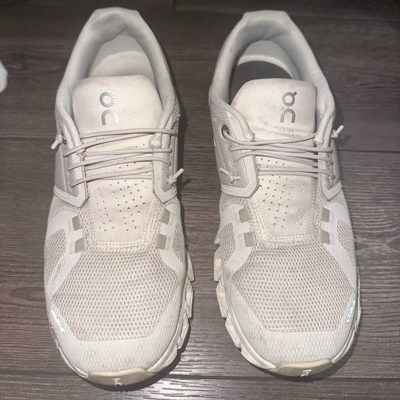 On Running Shoes - On Running Athletic Shoes